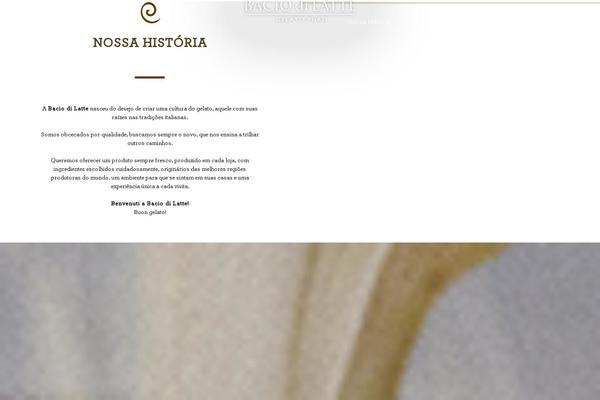 Site using Spotlight-social-photo-feeds plugin
