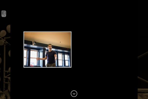 Site using Floating Social Media Links plugin