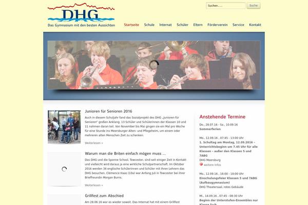 Striking theme site design template sample