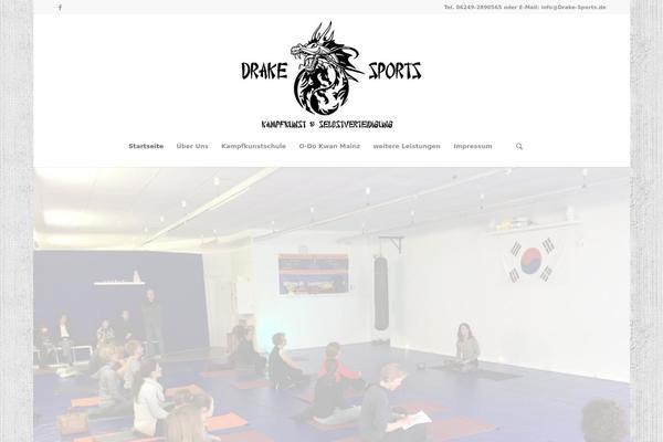 Site using BNS Corner Logo plugin