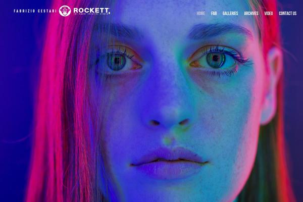 Site using Revslider-featured-addon plugin