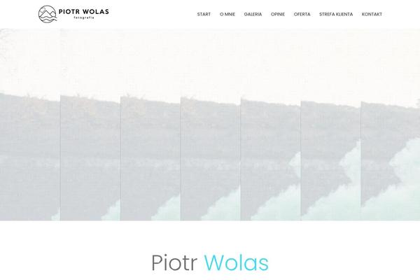 Site using PureTheme Slide Social Tabs plugin