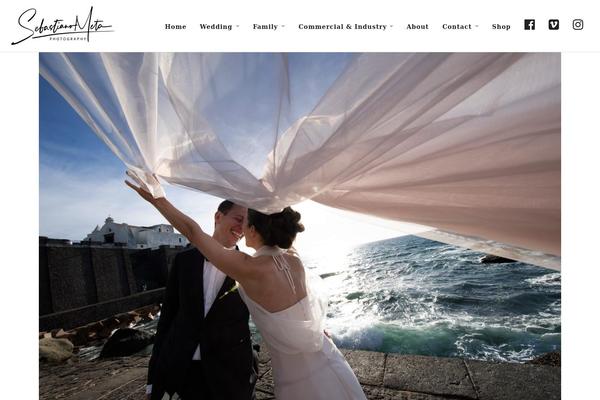 Site using Meks-easy-instagram-widget plugin