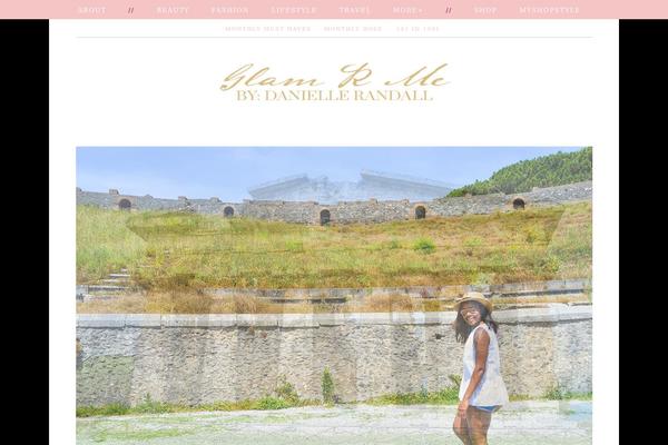 Site using Alpine PhotoTile for Instagram plugin