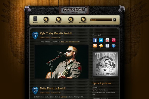 gridironrecords.com site used Dreamamp