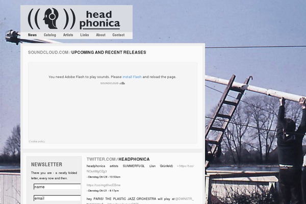 Blogi theme site design template sample