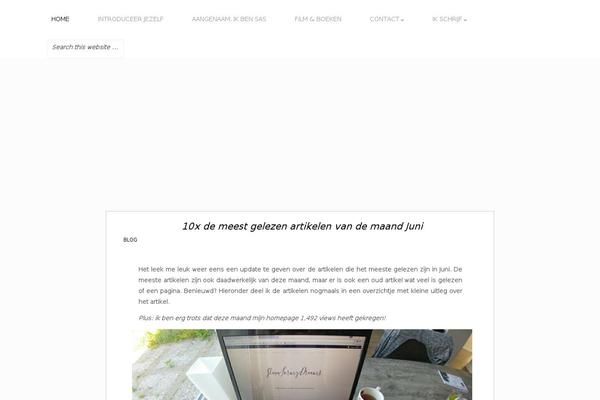 Bloggist theme site design template sample