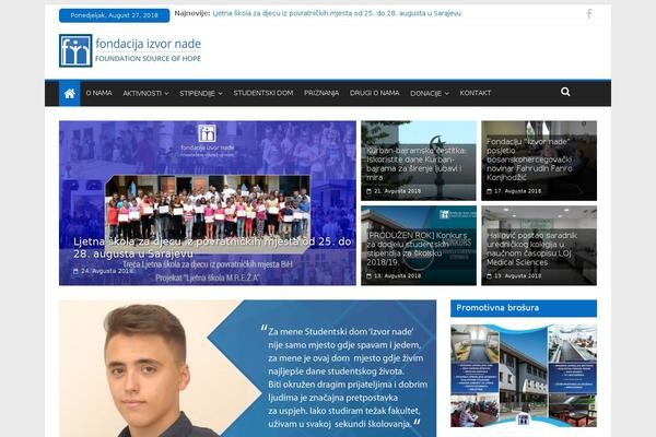 Site using FLM-Social-Sidebar plugin