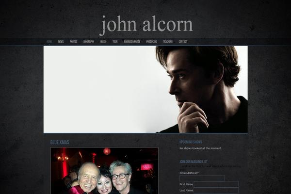Dark-n-gritty theme site design template sample