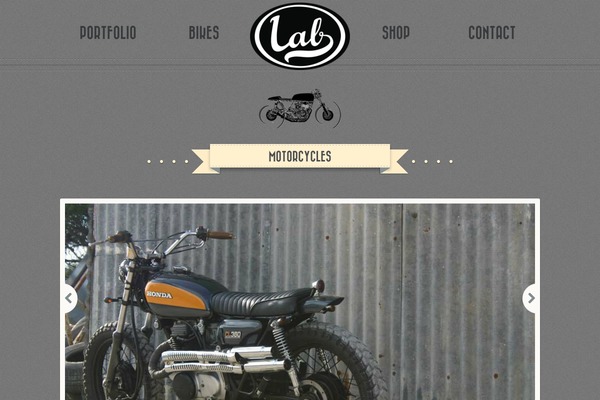 Retro-4 theme site design template sample