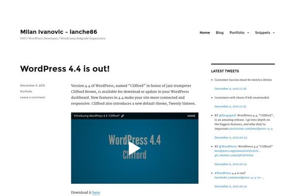 Frost theme site design template sample