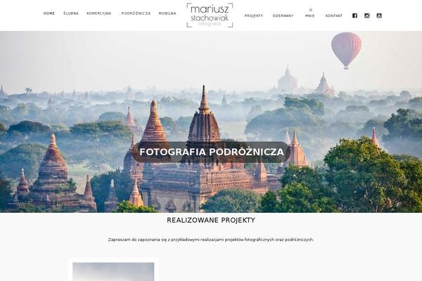 Site using Arscode-social-slider plugin