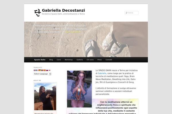 Site using Social Media Feather - lightweight social media sharing and follow buttons plugin