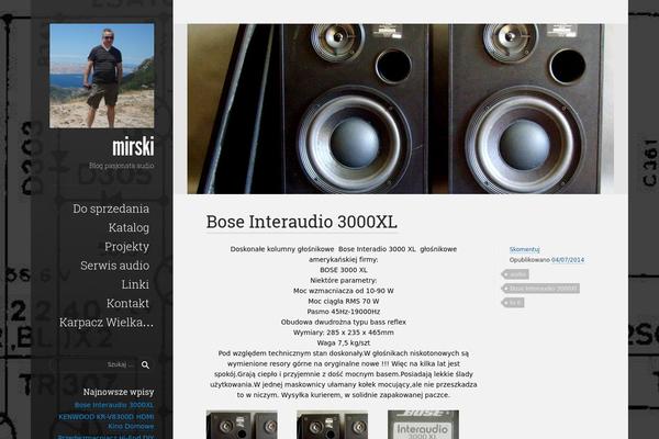 Displace theme site design template sample