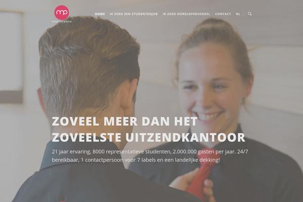 Site using Easy-content-and-social-panels plugin