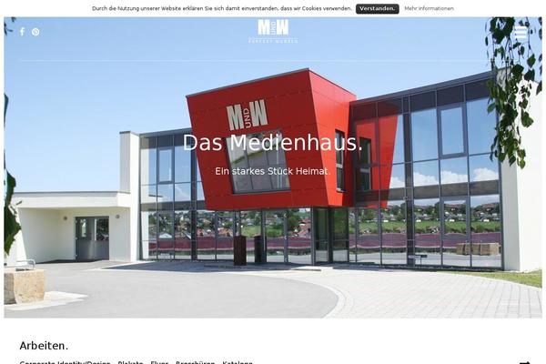 Site using Themetrust-social plugin