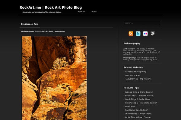 SimpleDark theme site design template sample