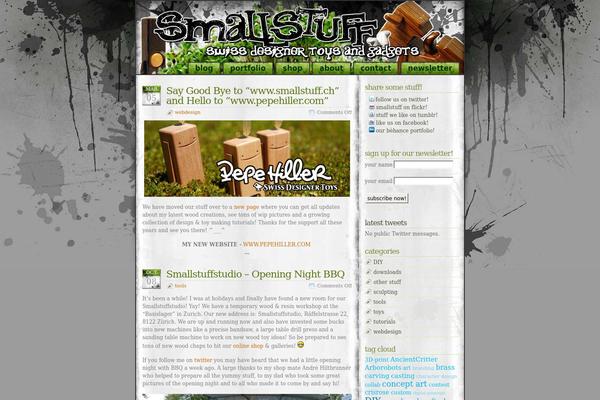 Site using Flickr Flash Badge Widget plugin