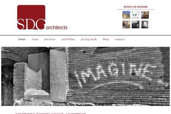 Site using DT Author Box plugin