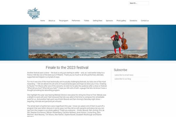 Striking theme site design template sample