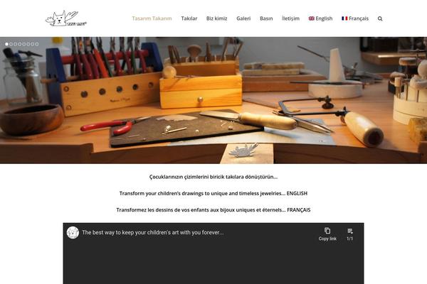 Site using Simple Follow Me Social Buttons Widget plugin