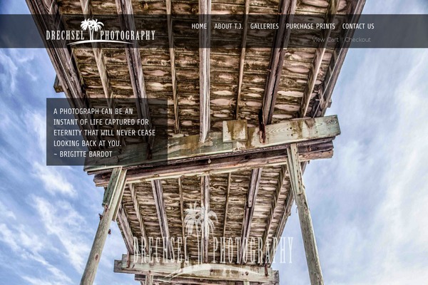 tjdrechselphotography.com site used Meshable