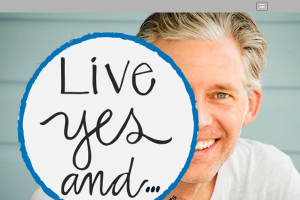 Site using BNS Corner Logo plugin