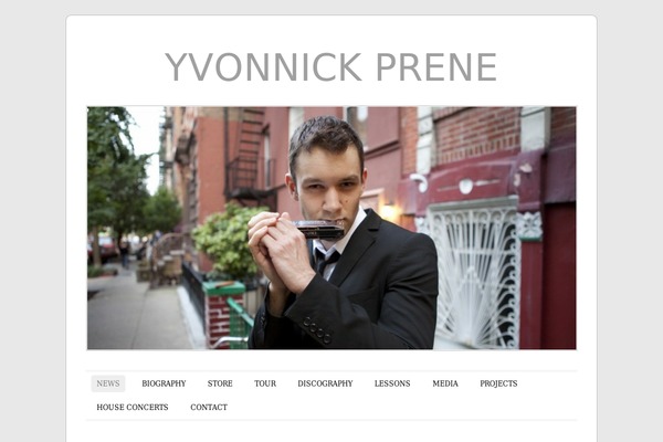 Site using Contact Form Builder by vCita plugin